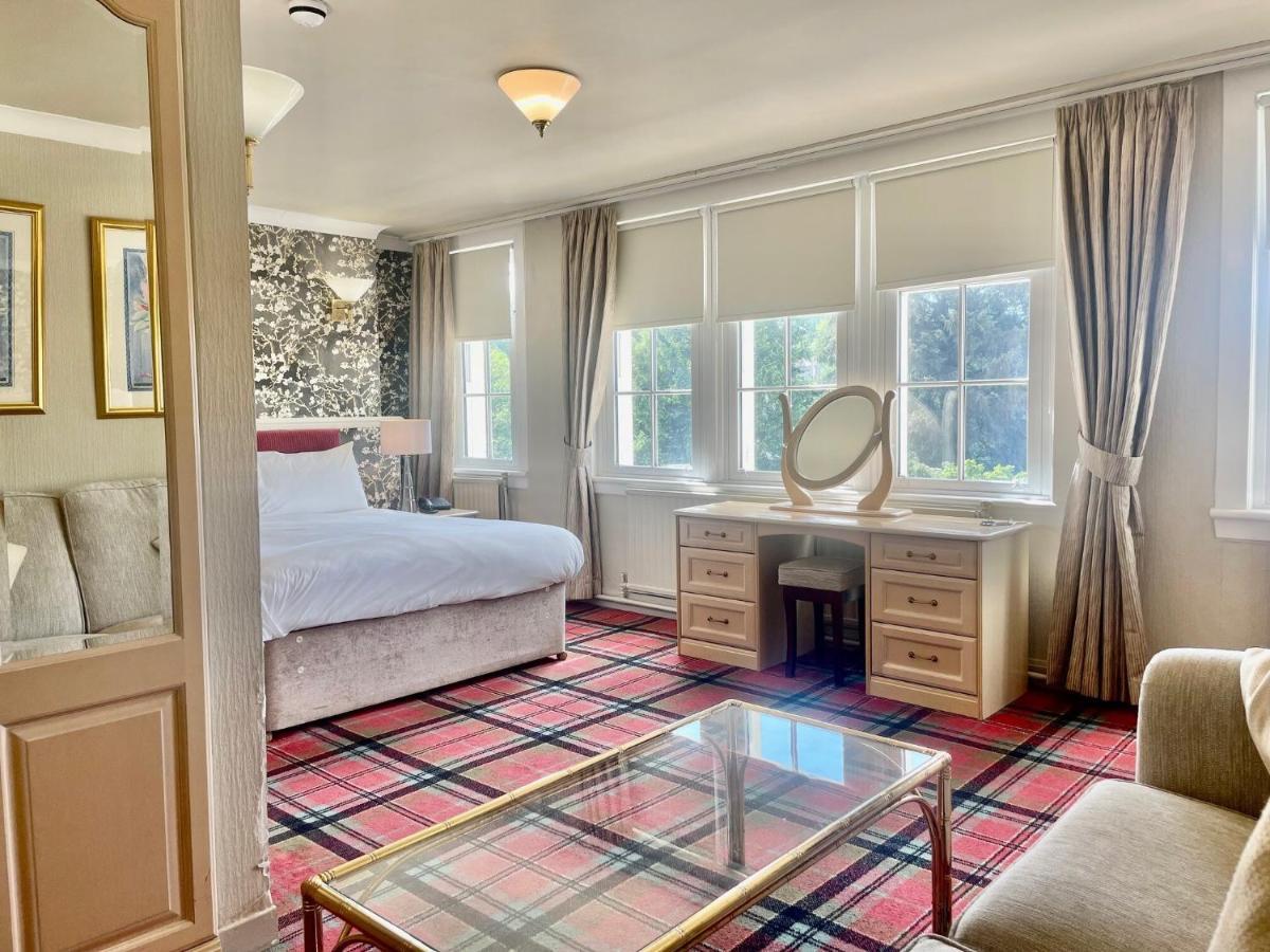 Kirkhouse Inn Strathblane Quarto foto