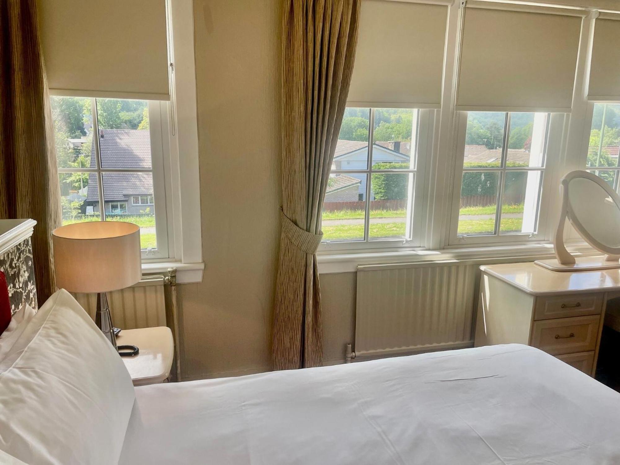 Kirkhouse Inn Strathblane Quarto foto
