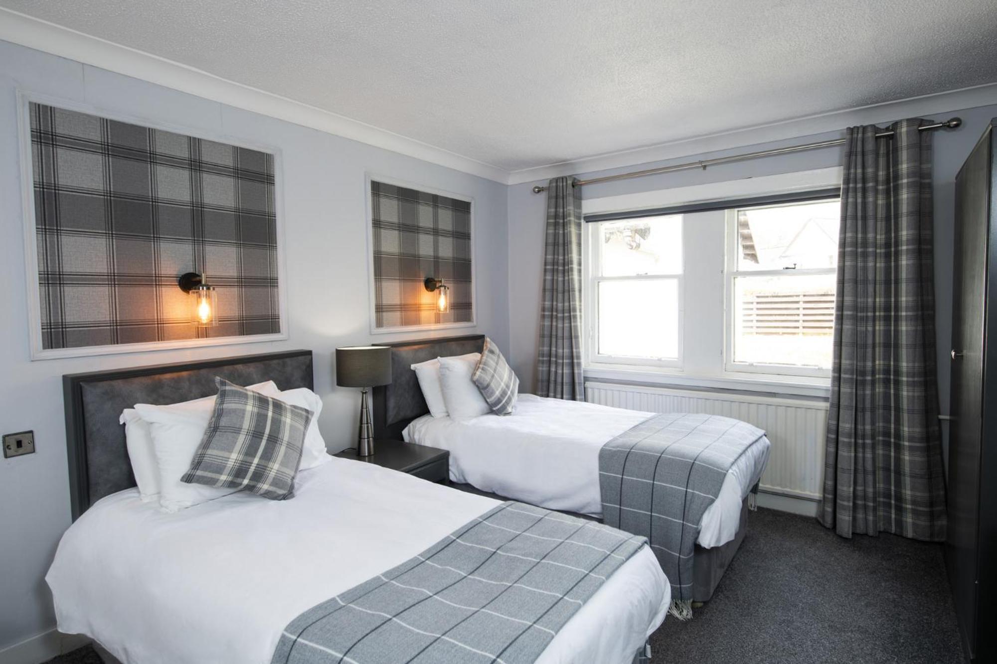 Kirkhouse Inn Strathblane Quarto foto